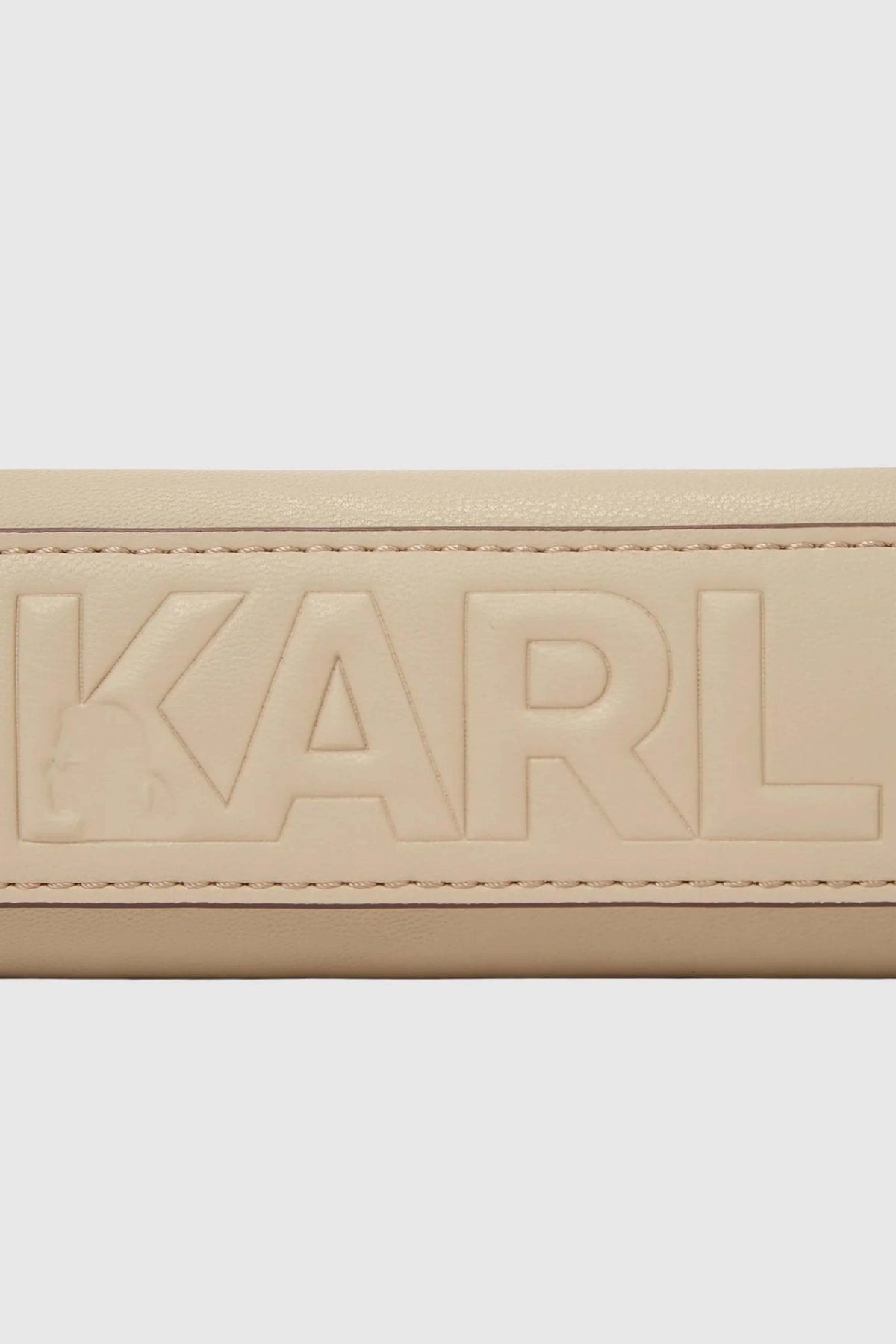 KARL LAGERFELD  en color BEIS  (4)