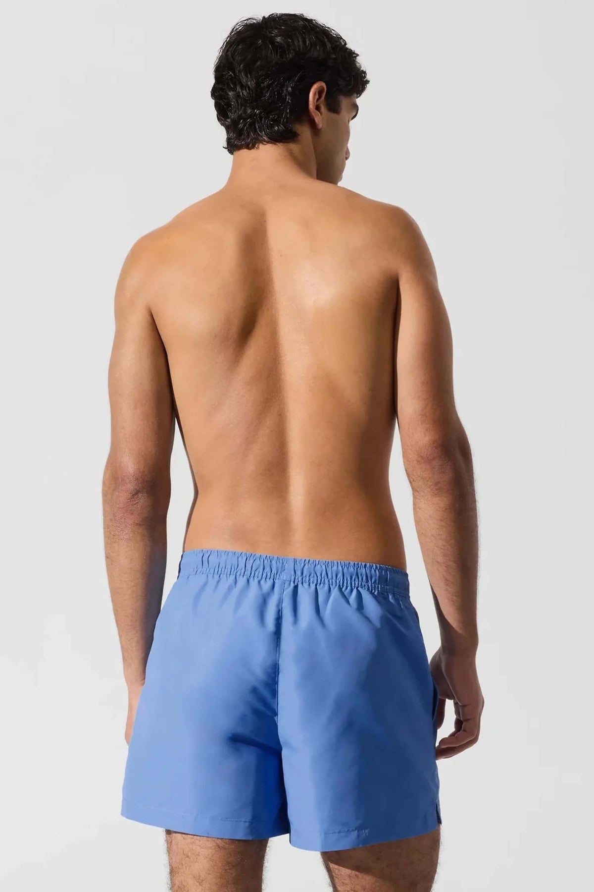 KARL LAGERFELD IKON SHINE SHORT BOARDSHOR en color AZUL  (2)