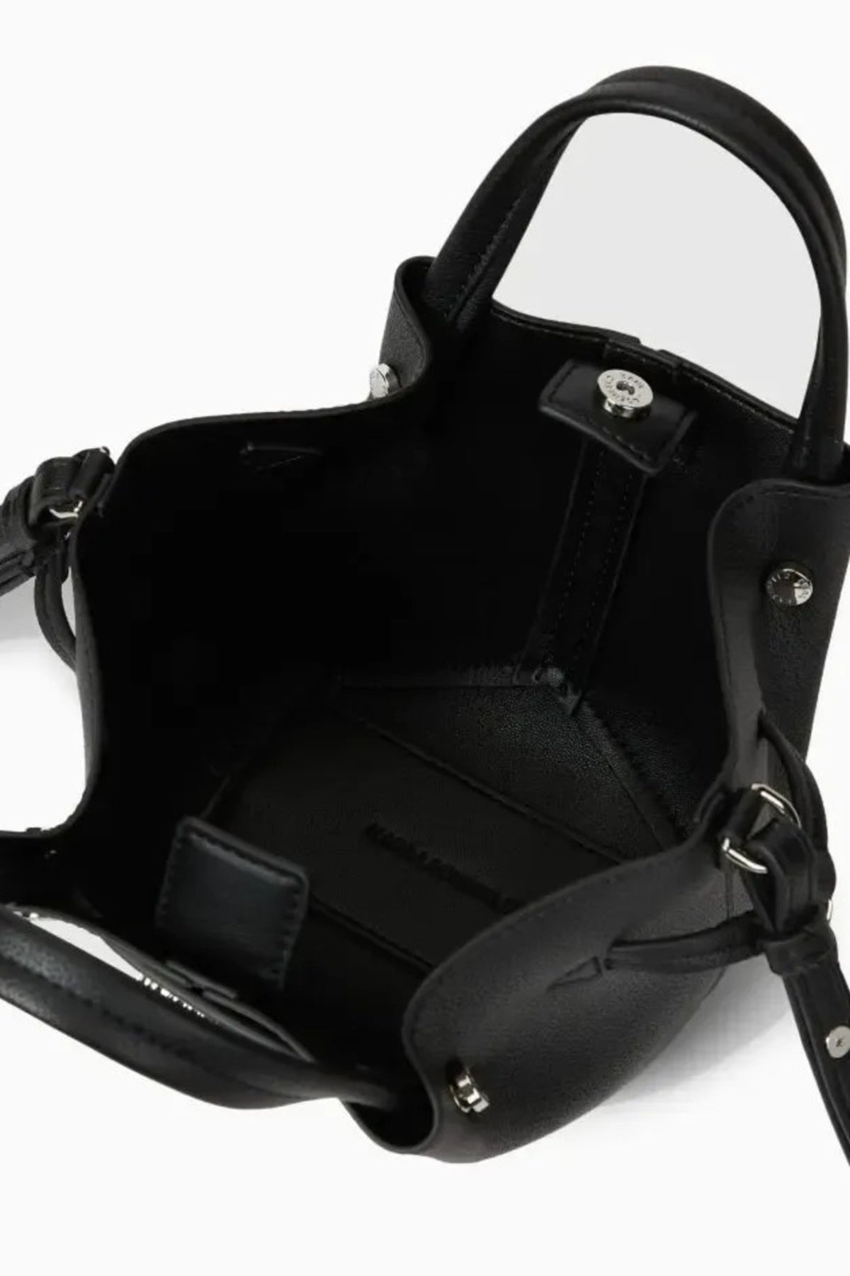 KARL LAGERFELD BW JOURNEE A LA MONTAGNE en color NEGRO  (3)