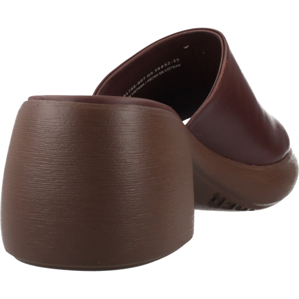 CAMPER K  en color MARRON  (3)