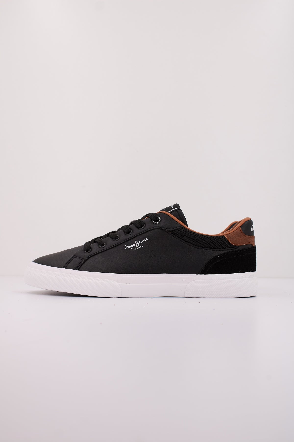 PEPE JEANS KENTON COURT M en color NEGRO  (1)