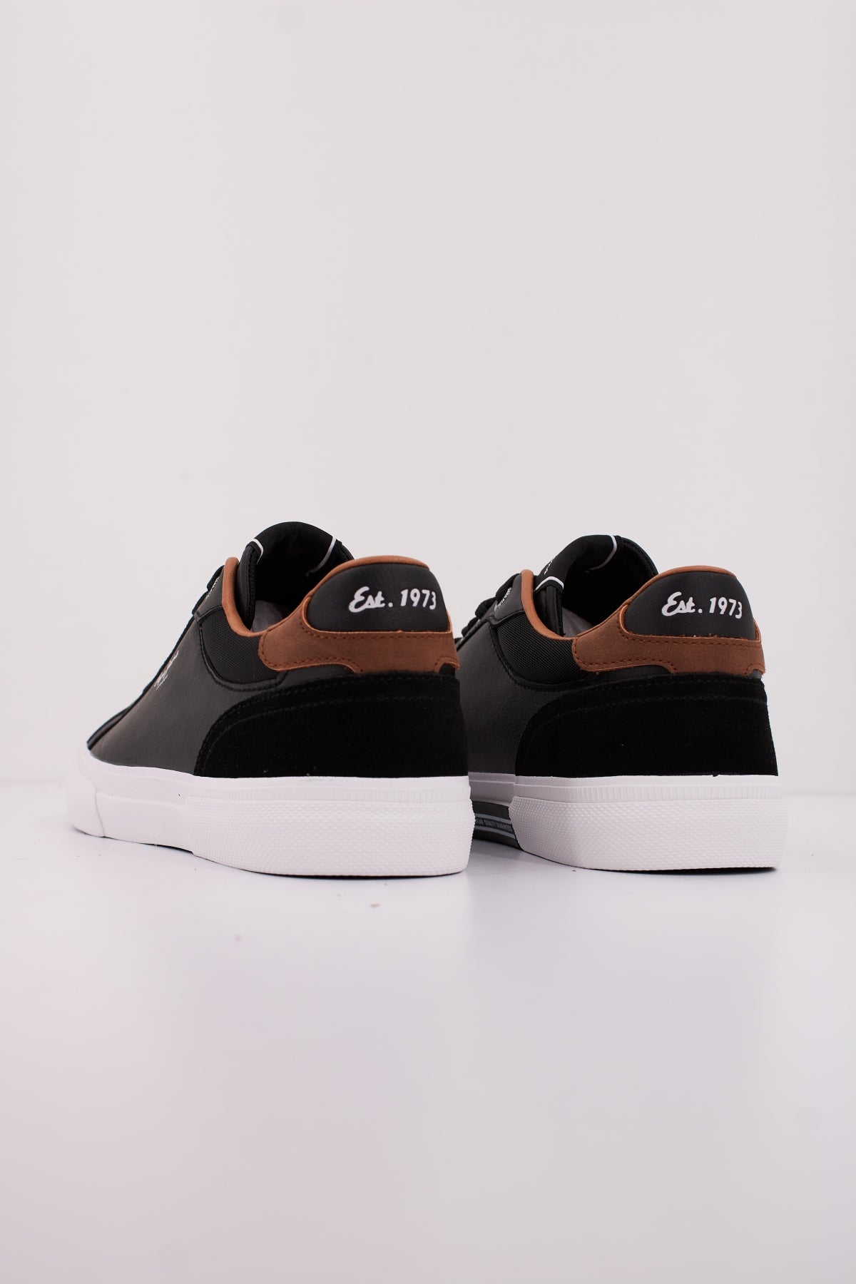 PEPE JEANS KENTON COURT M en color NEGRO  (4)