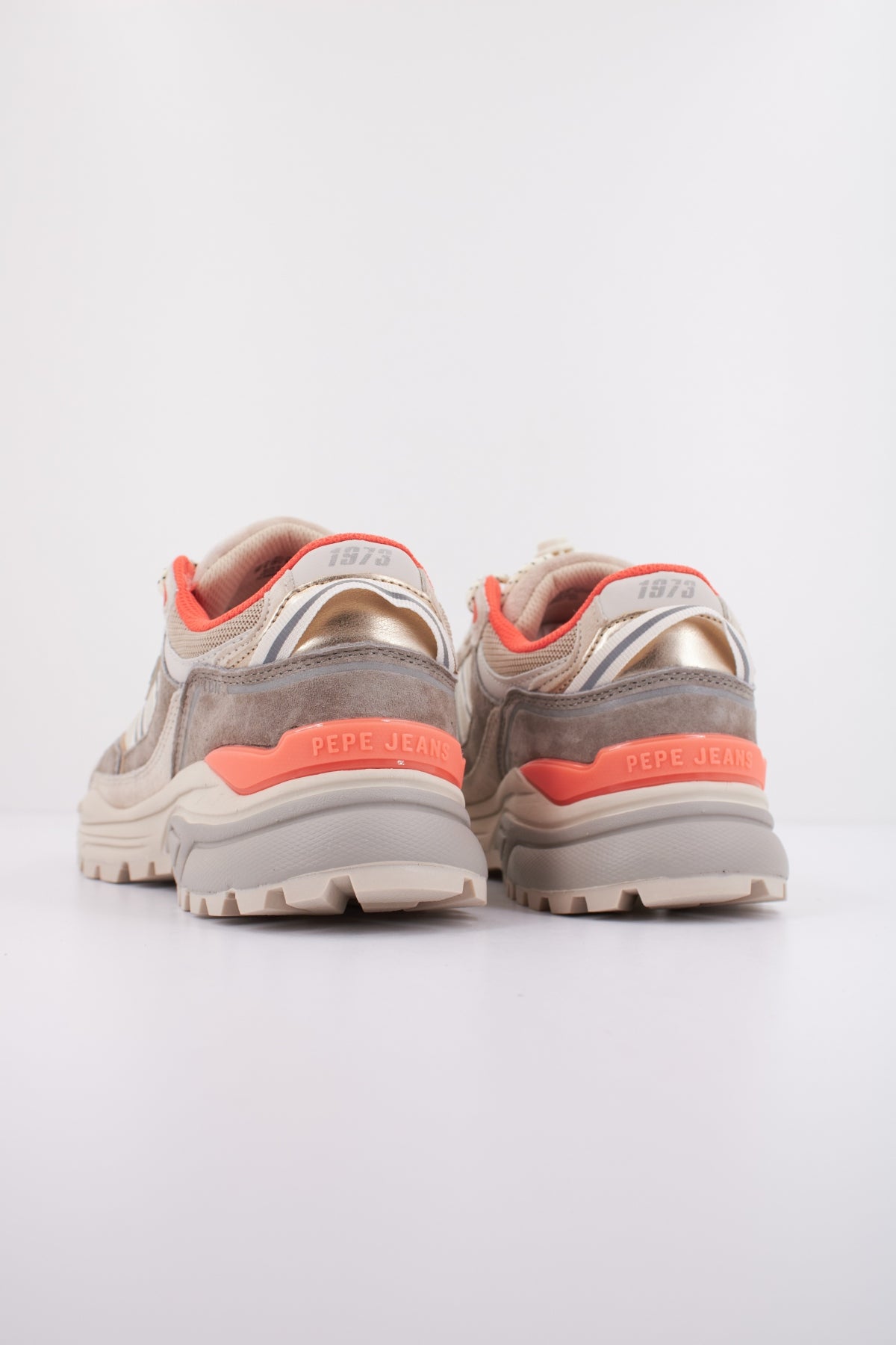 PEPE JEANS DARREN TREK W en color BEIS  (4)