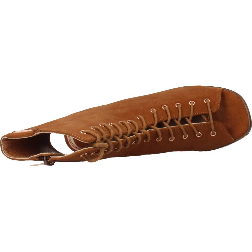 PEPE JEANS  BISSET CLOSED en color MARRON  (8)