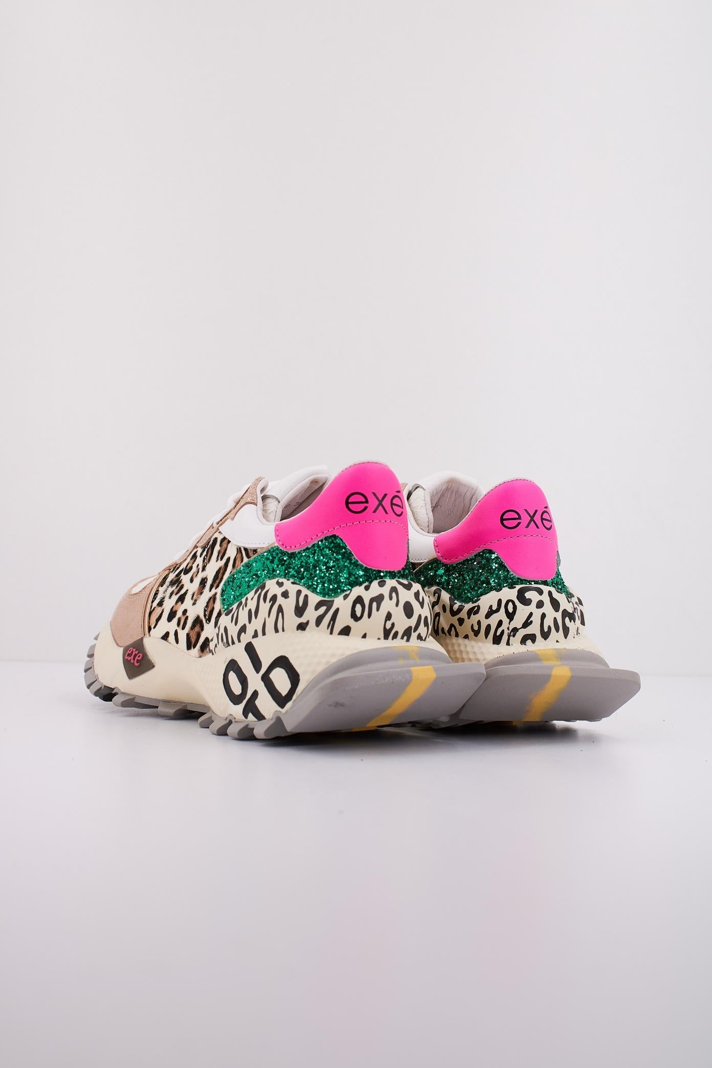 EXÉ  E en color ANIMAL PRINT  (4)