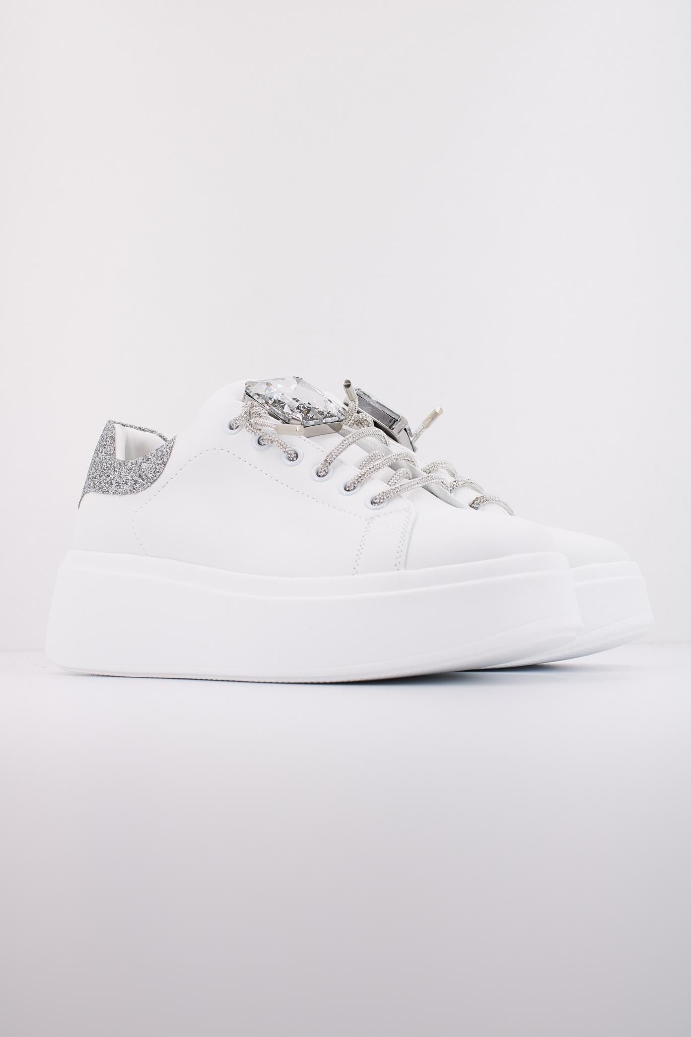 EXÉ  EXE en color BLANCO  (2)