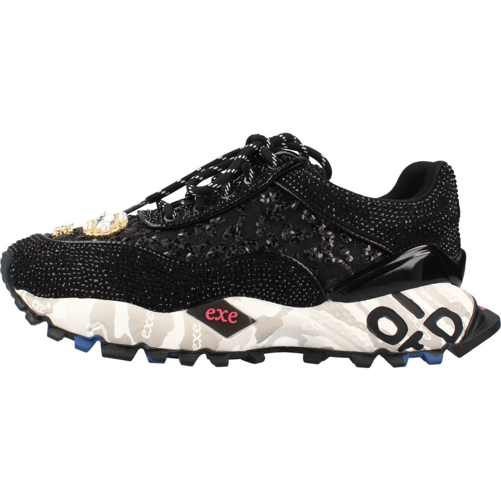 EXÉ   DEPORTIVO en color NEGRO  (2)