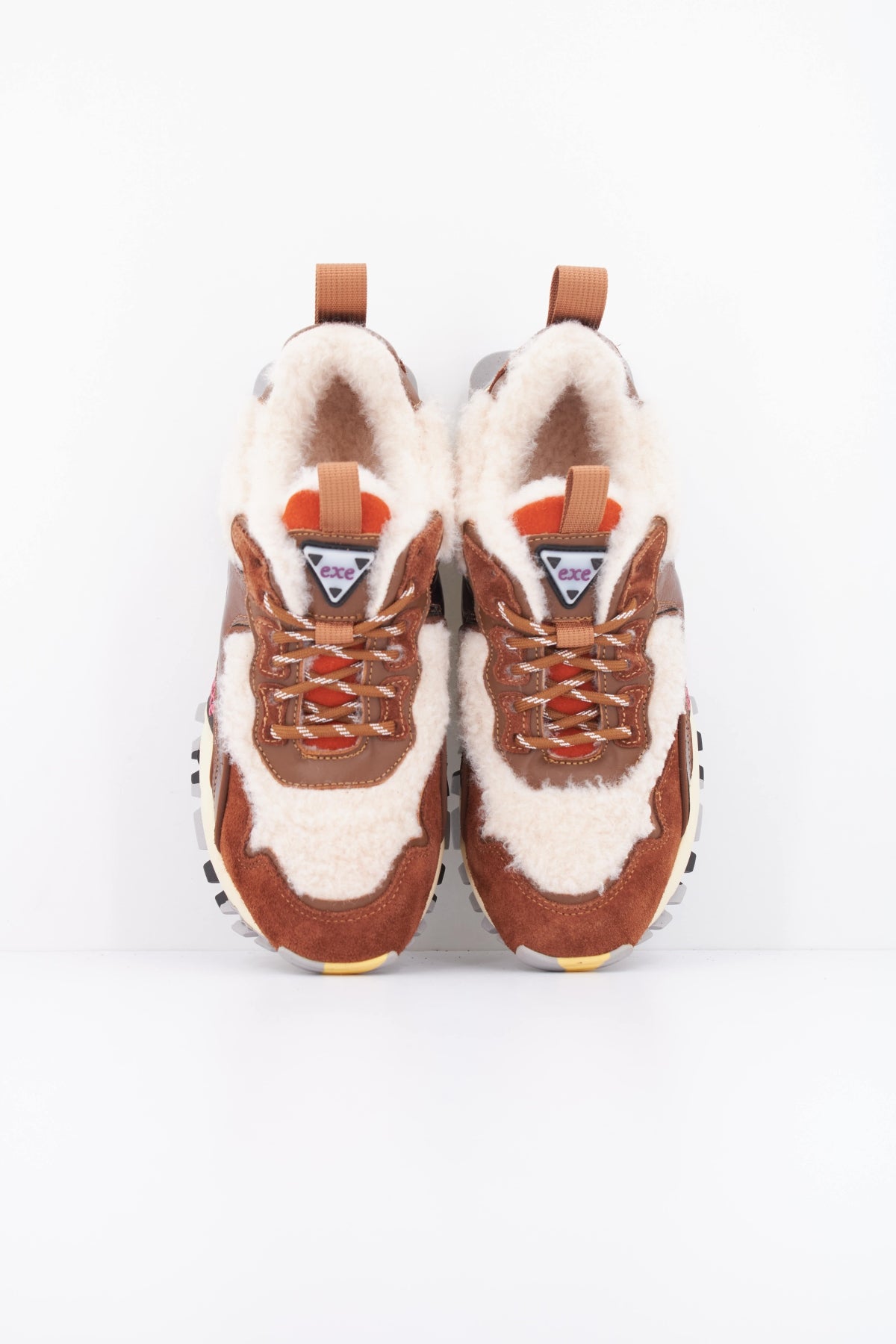 EXÉ   FUR DEPORTIVO en color   (3)