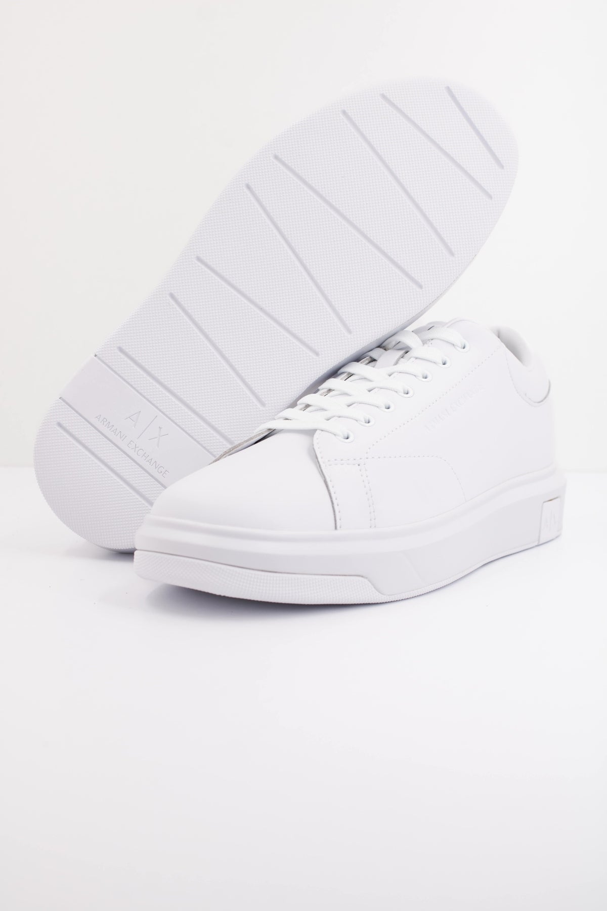 ARMANI EXCHANGE XUX XV  en color BLANCO  (5)
