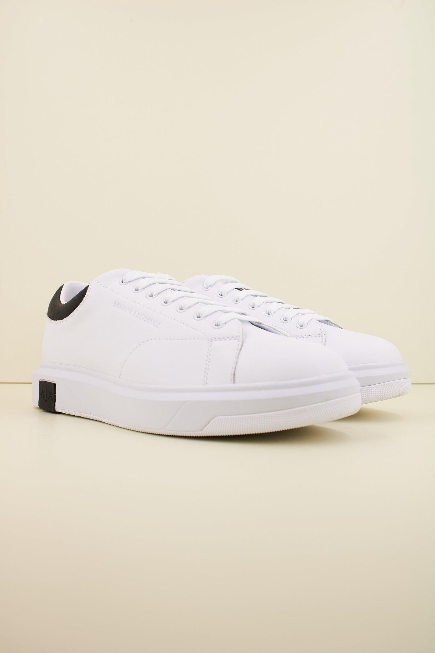 ARMANI EXCHANGE XUX XV en color BLANCO  (2)