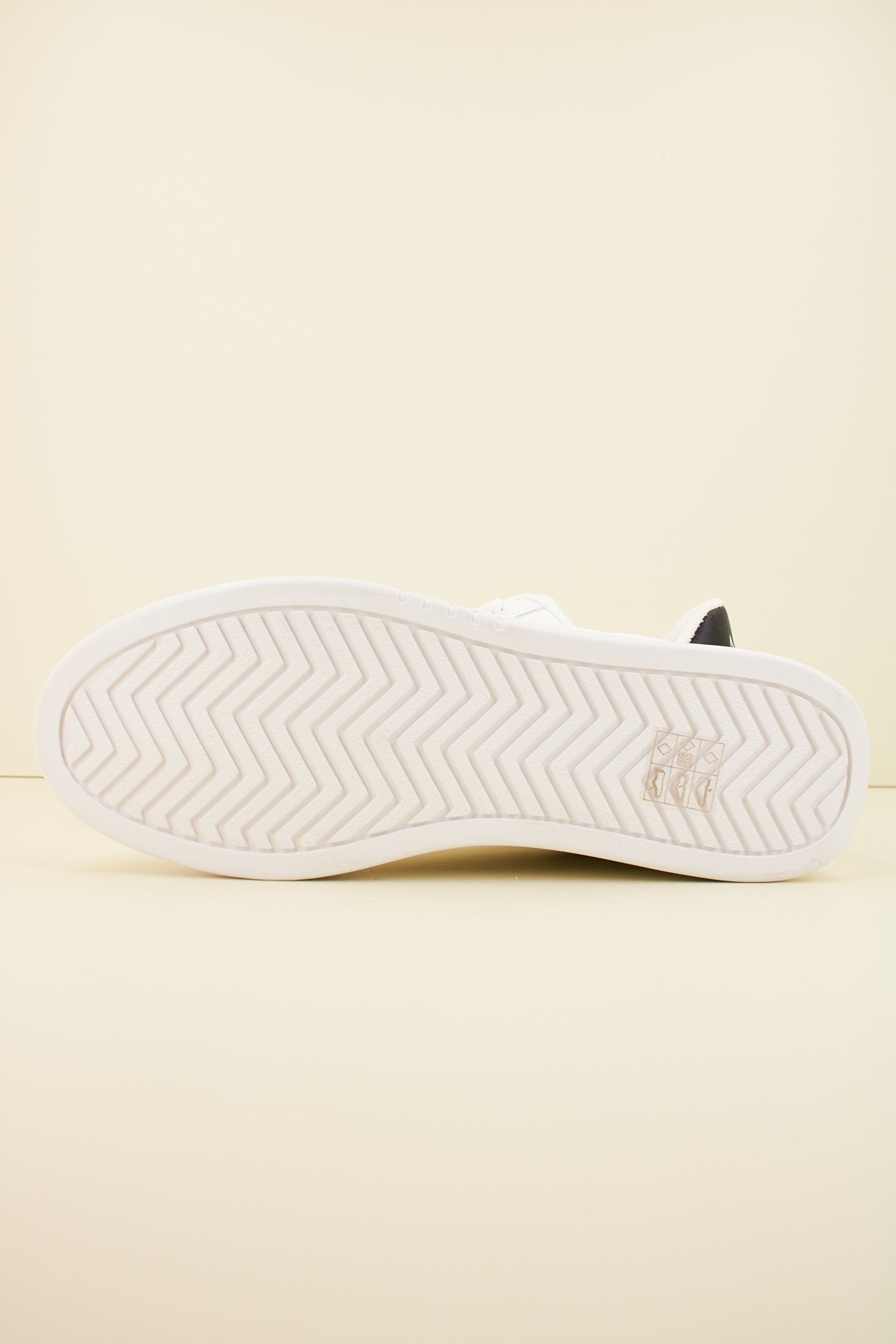 ARMANI EXCHANGE XUX XV en color BLANCO  (4)