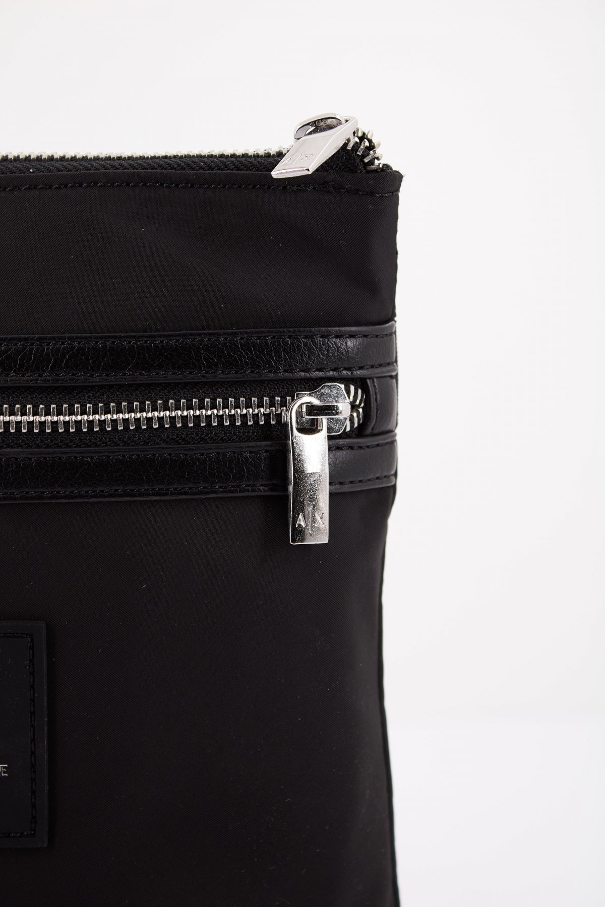 ARMANI EXCHANGE XM AF en color NEGRO  (4)
