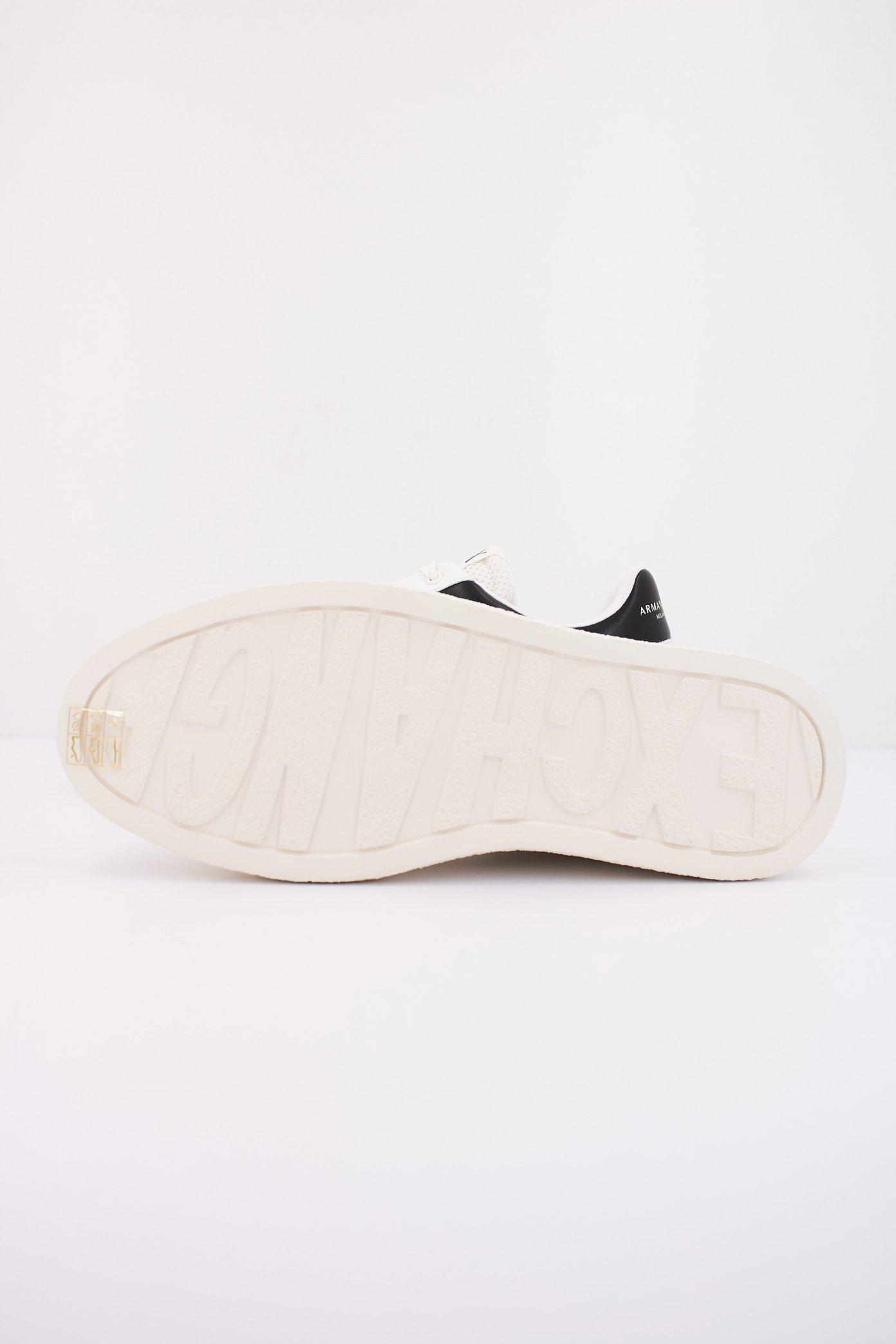 ARMANI EXCHANGE XUX XV en color BLANCO  (5)