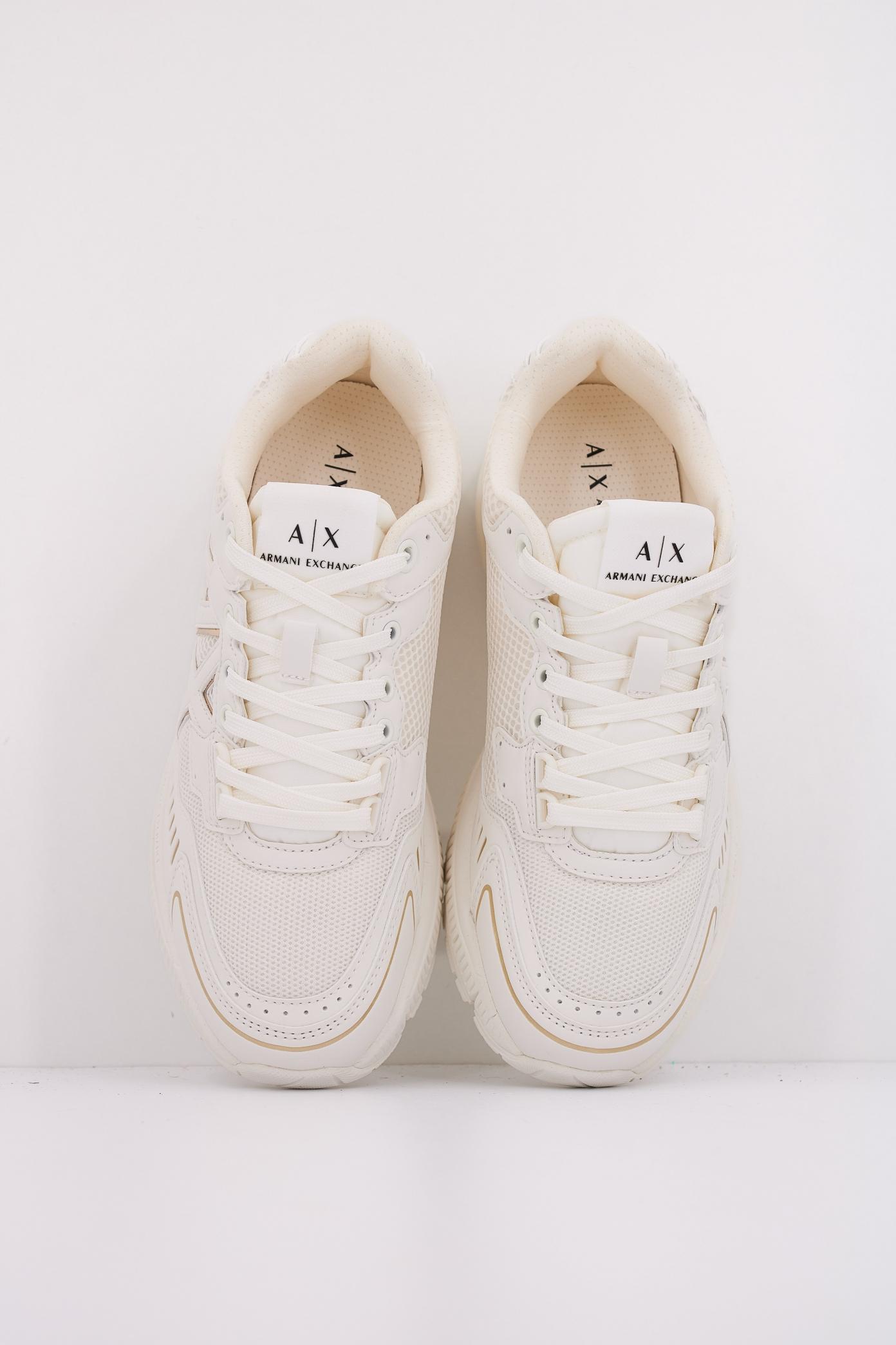 ARMANI EXCHANGE SPEED SNEAKER en color BEIS  (3)