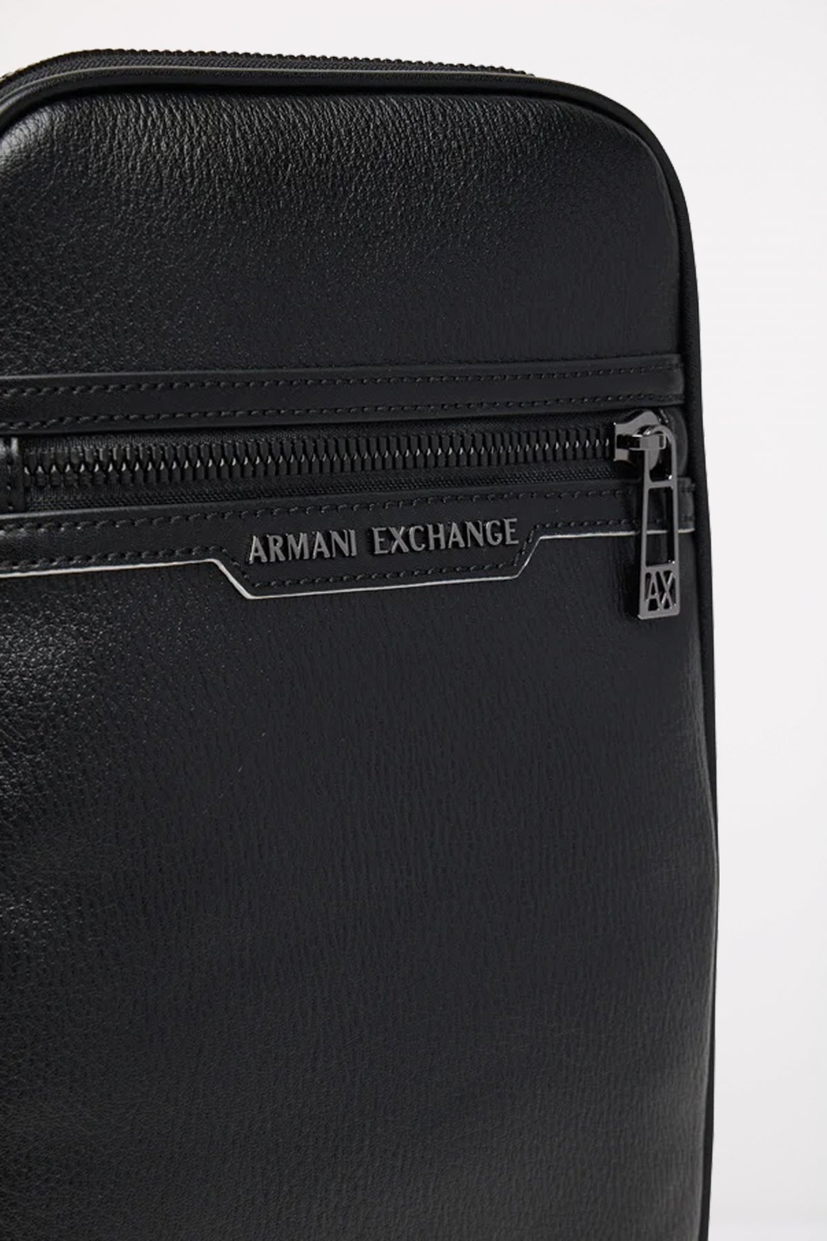 ARMANI EXCHANGE XM AF  en color NEGRO  (3)