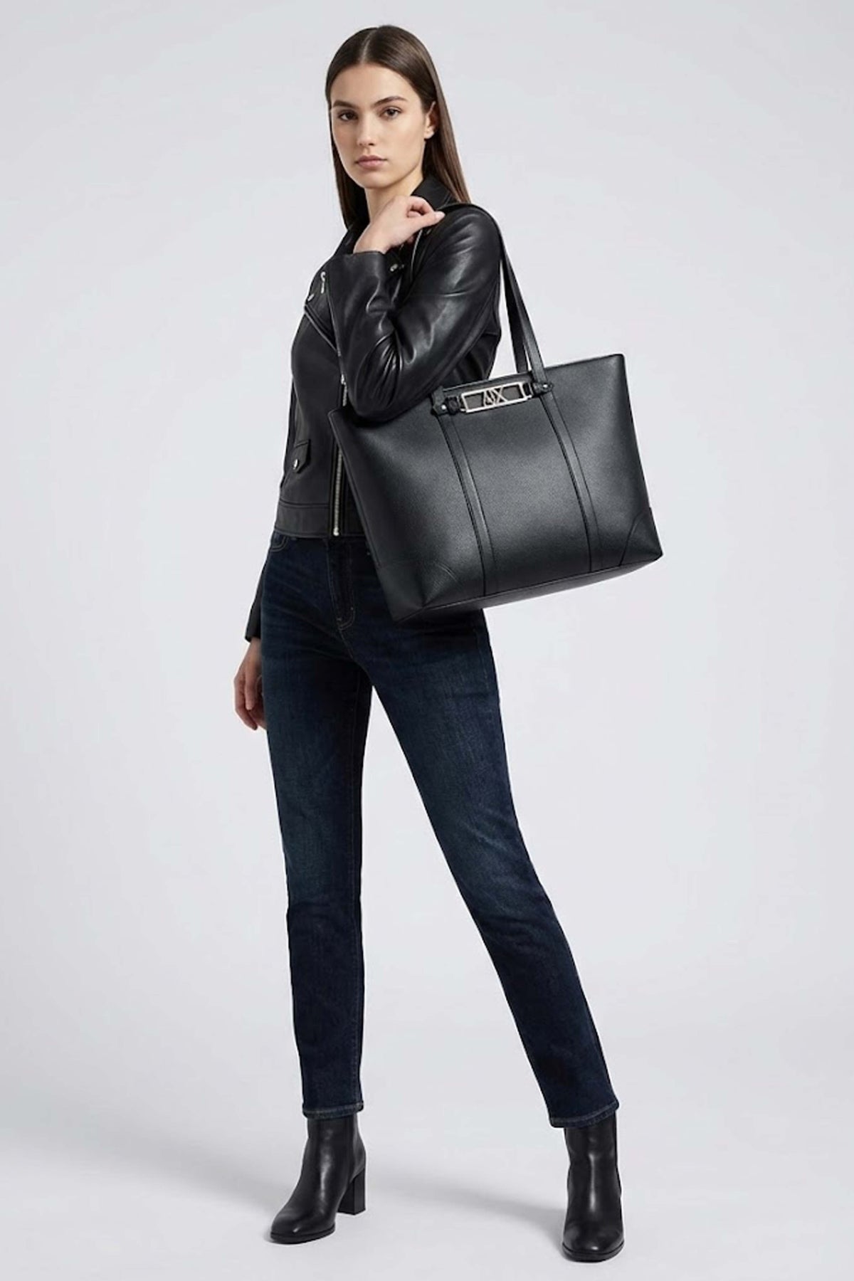 ARMANI EXCHANGE XW AF en color NEGRO  (1)