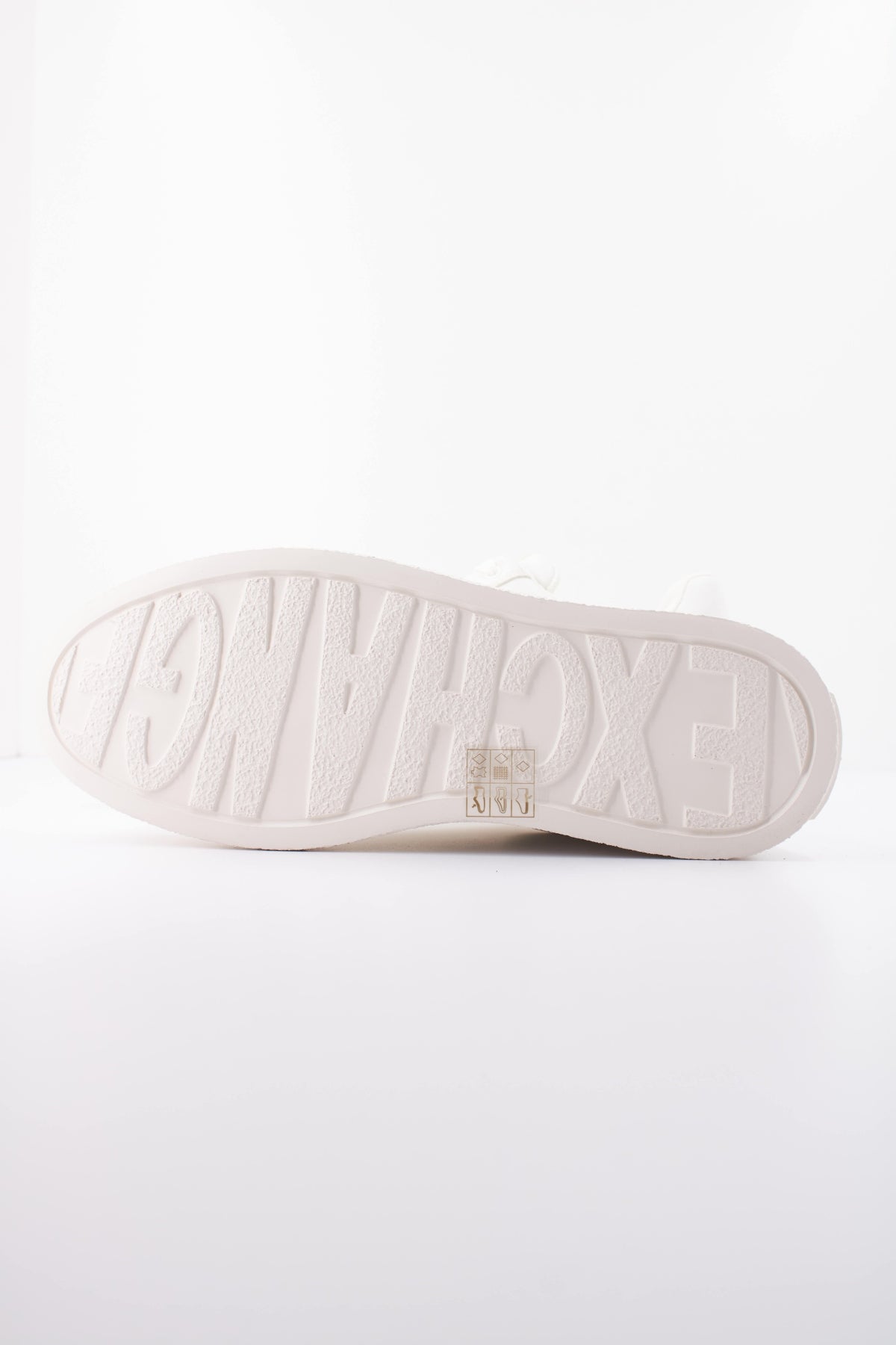 ARMANI EXCHANGE XM AF  en color BLANCO  (5)