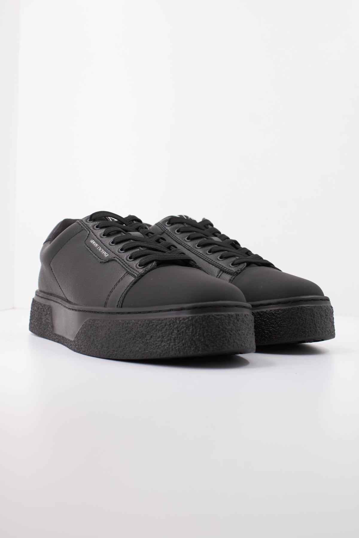 ARMANI EXCHANGE XM AF en color NEGRO  (2)