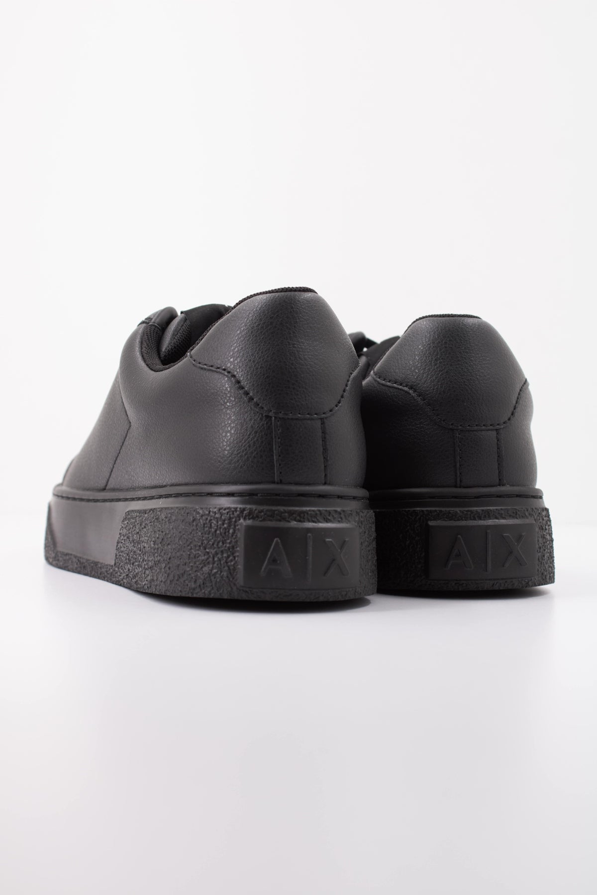 ARMANI EXCHANGE XM AF en color NEGRO  (4)