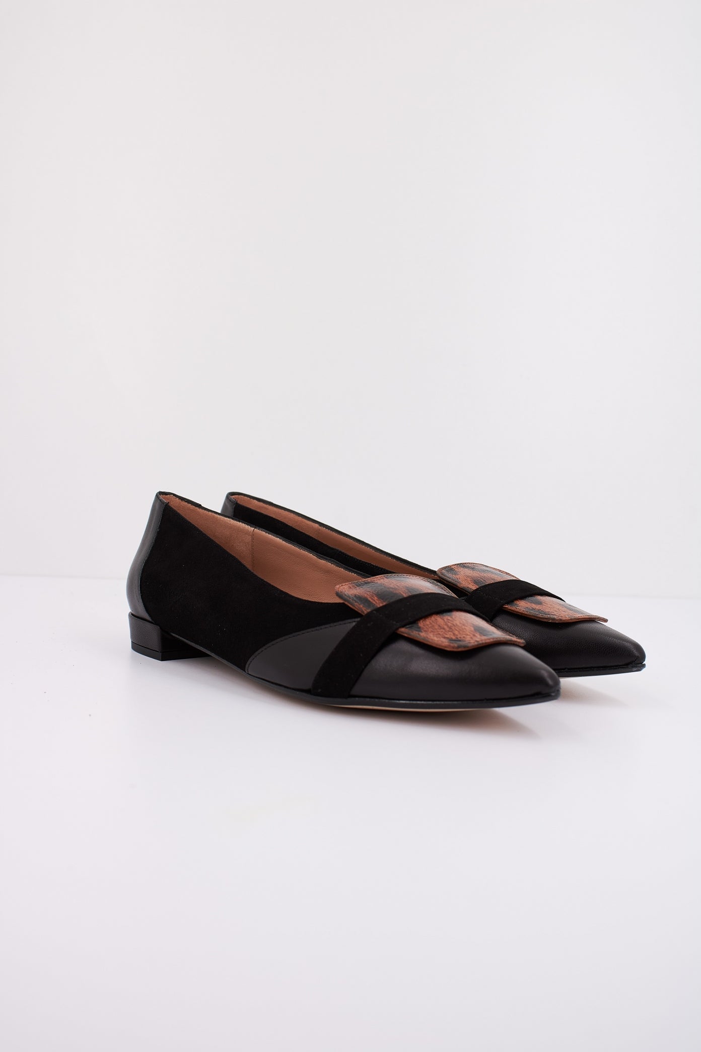 MIUXA ZAKIRA en color NEGRO  (2)