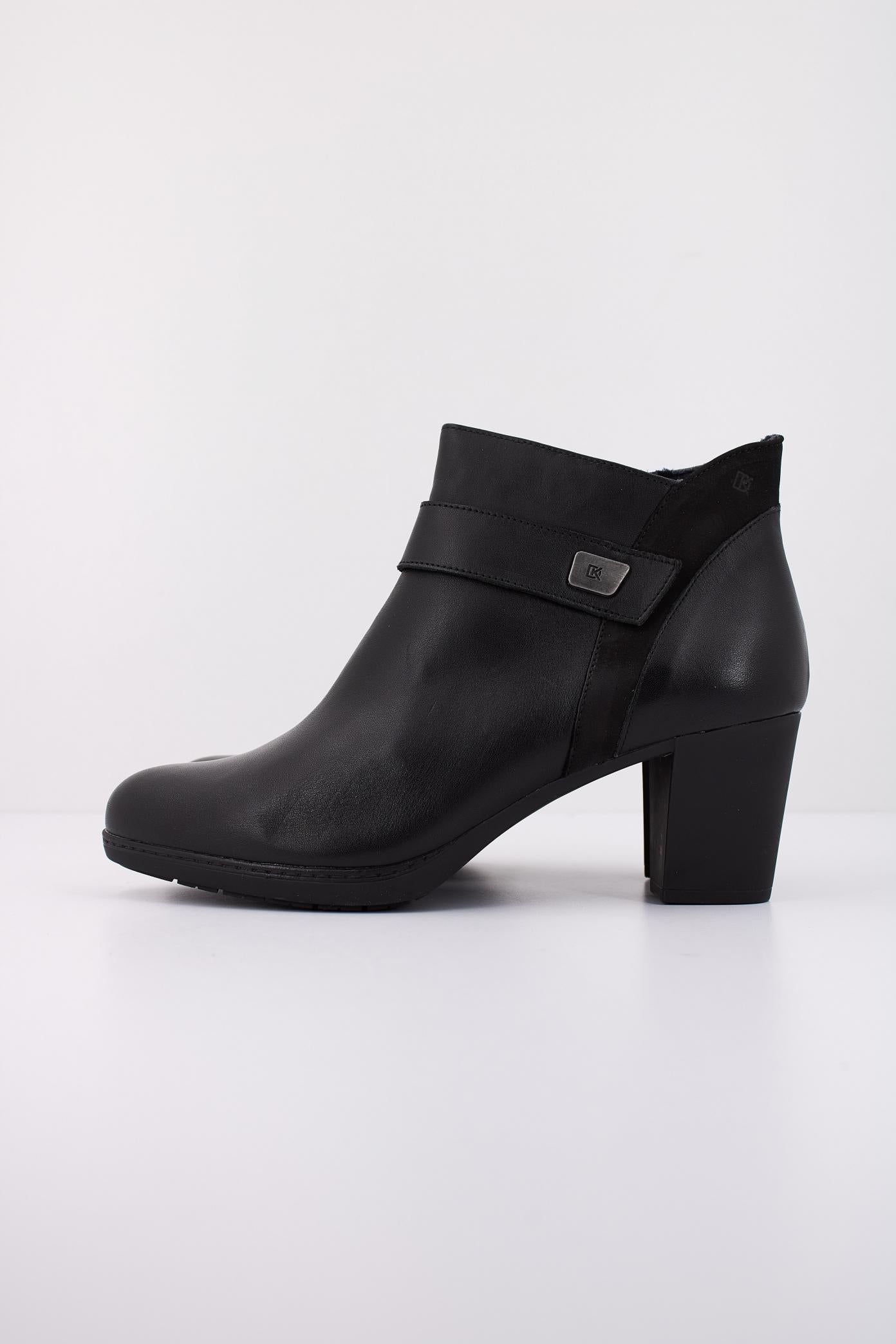 DORKING BY FLUCHOS D SUNB en color NEGRO  (1)