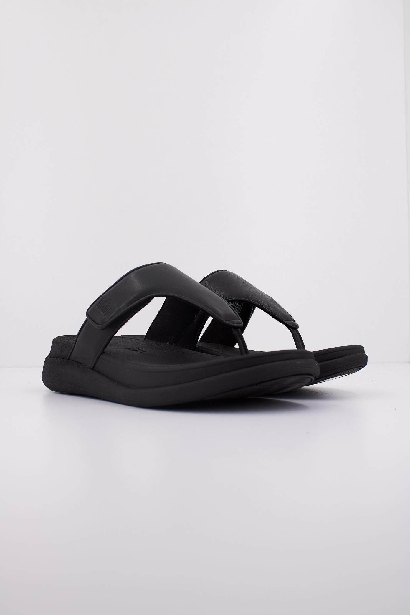 FITFLOP MODE GO ADJUSTABLE FLATFORM en color NEGRO  (2)