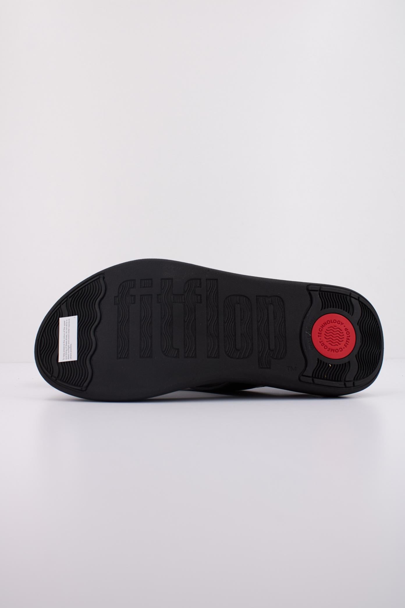 FITFLOP MODE GO ADJUSTABLE FLATFORM en color NEGRO  (5)