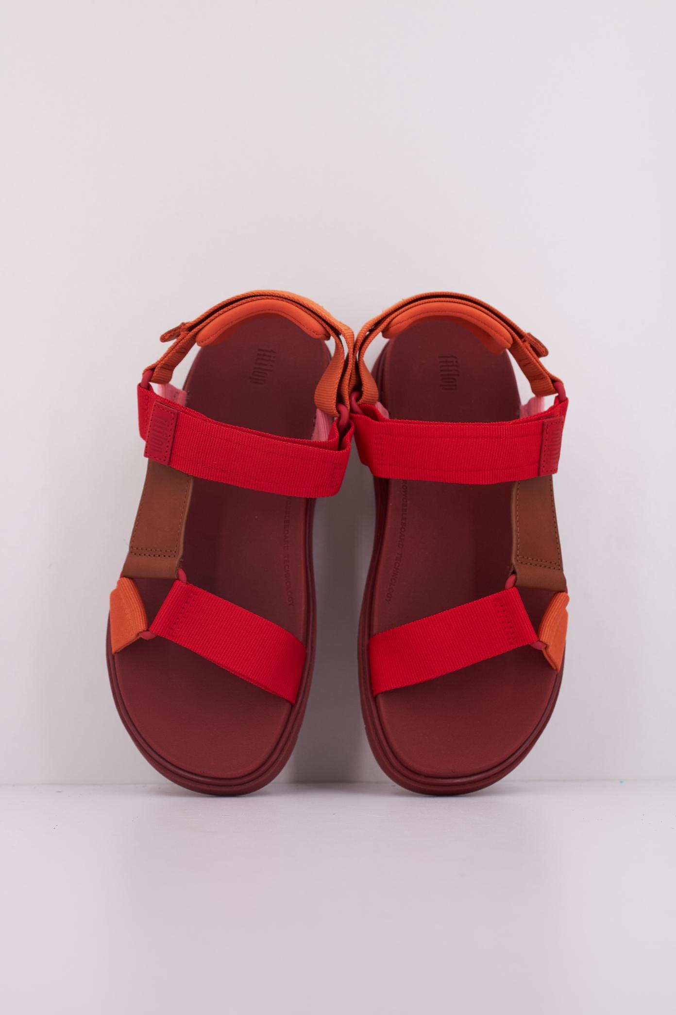 FITFLOP GEN FF ADJ WEBBING LEATHER en color ROJO  (3)