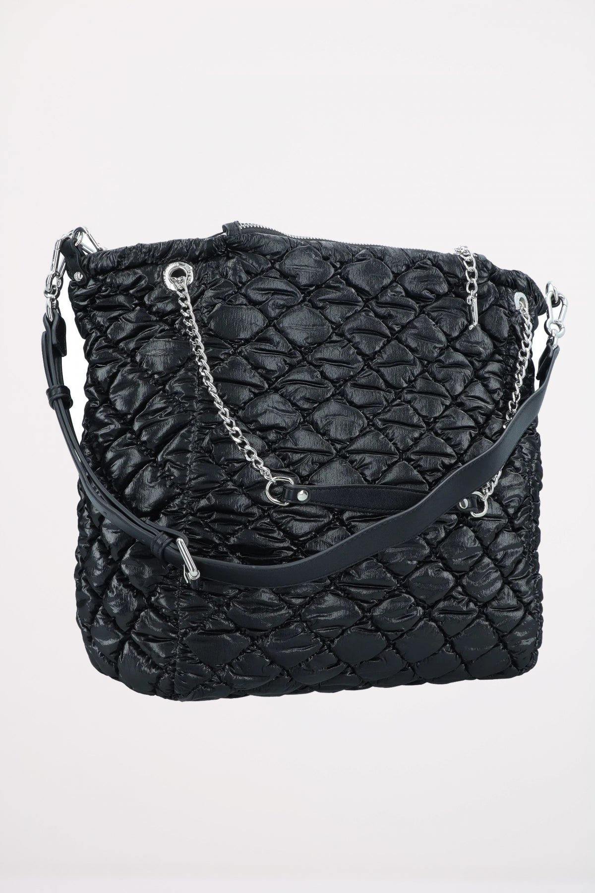 JUICY COUTURE ISABELLE REVERSIBLE NYLON en color NEGRO  (2)