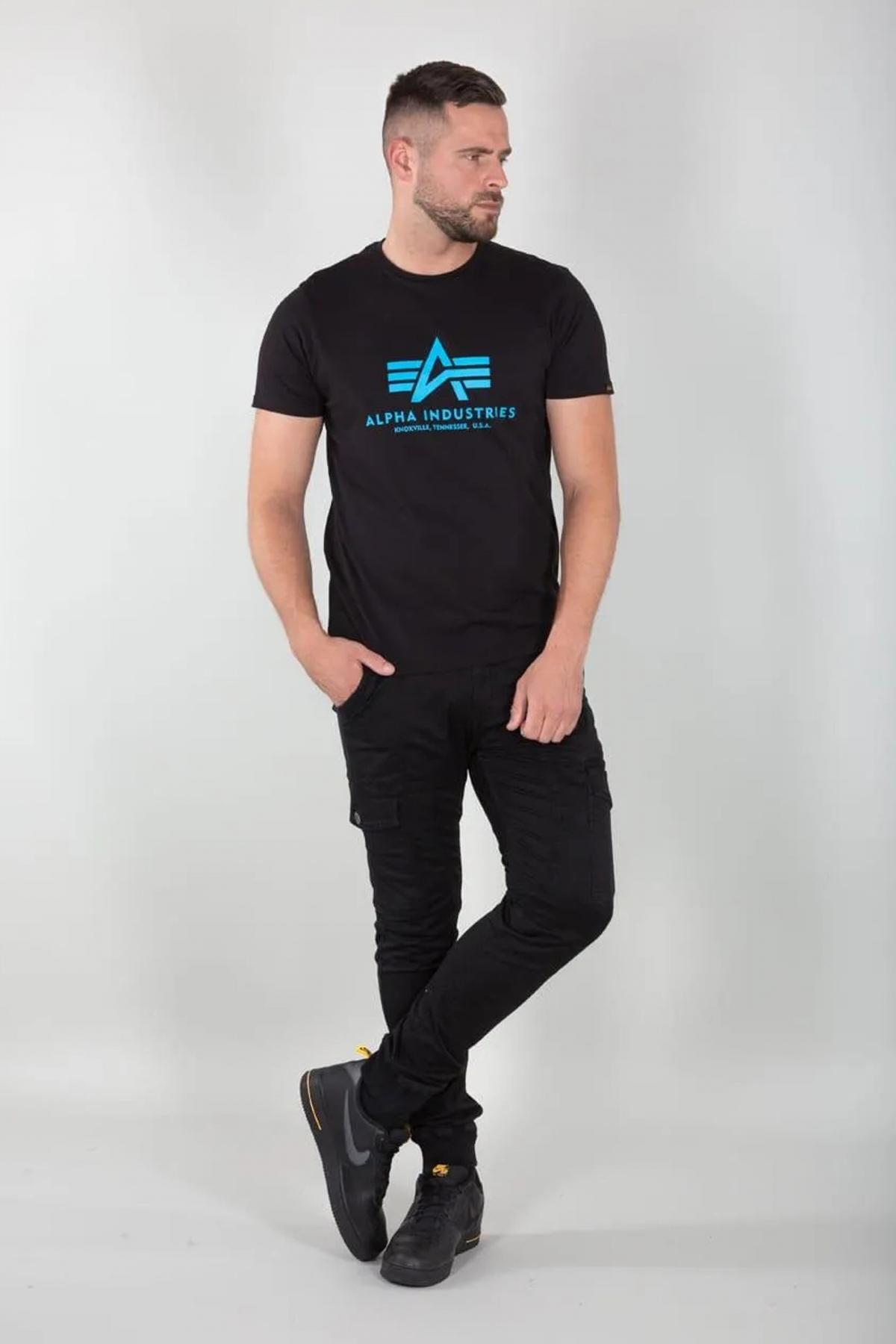 ALPHA INDUSTRIES  T-SHIRT en color NEGRO  (4)