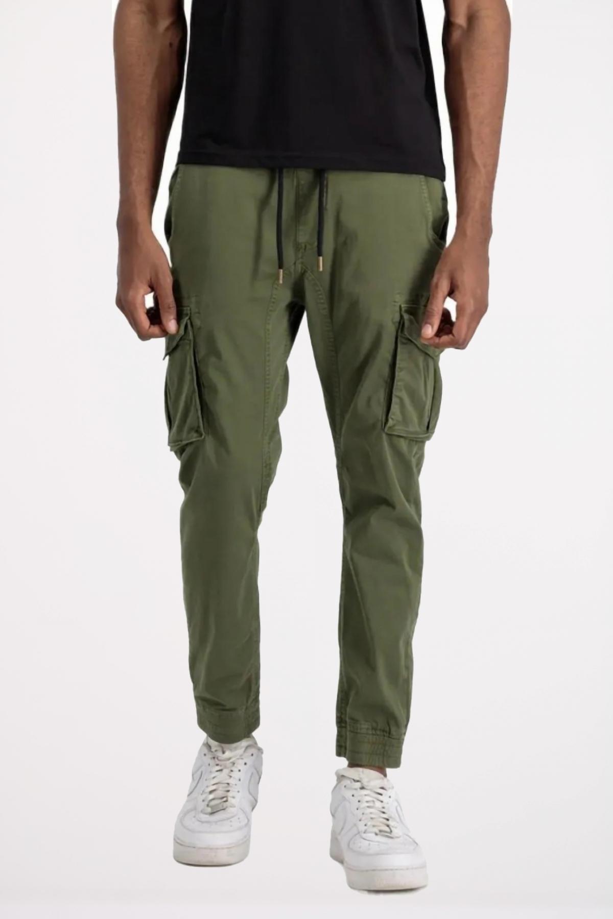 ALPHA INDUSTRIES COTTON TWILL JOGGER en color VERDE  (1)