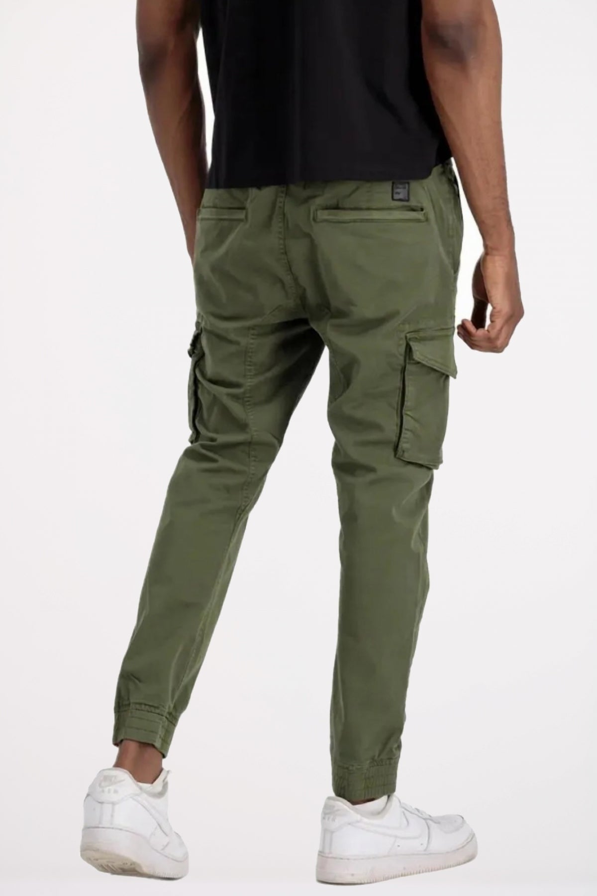 ALPHA INDUSTRIES COTTON TWILL JOGGER en color VERDE  (3)