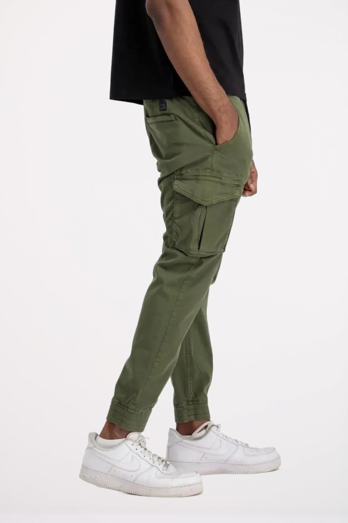 ALPHA INDUSTRIES COTTON TWILL JOGGER en color VERDE  (4)