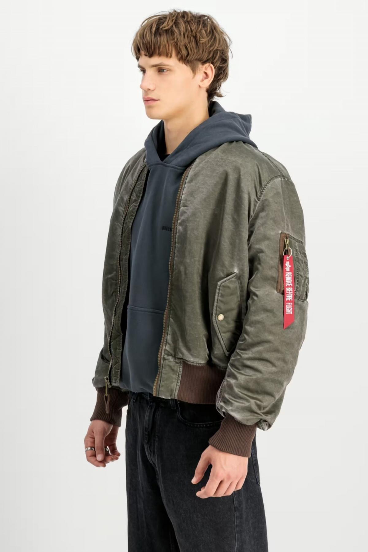 ALPHA INDUSTRIES MA- VINTAGE en color VERDE  (4)