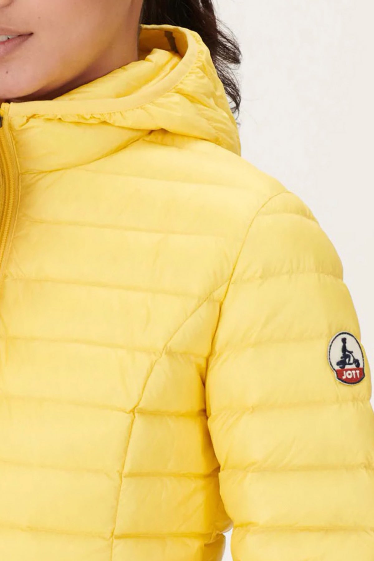 JOTT CLOE en color AMARILLO  (4)