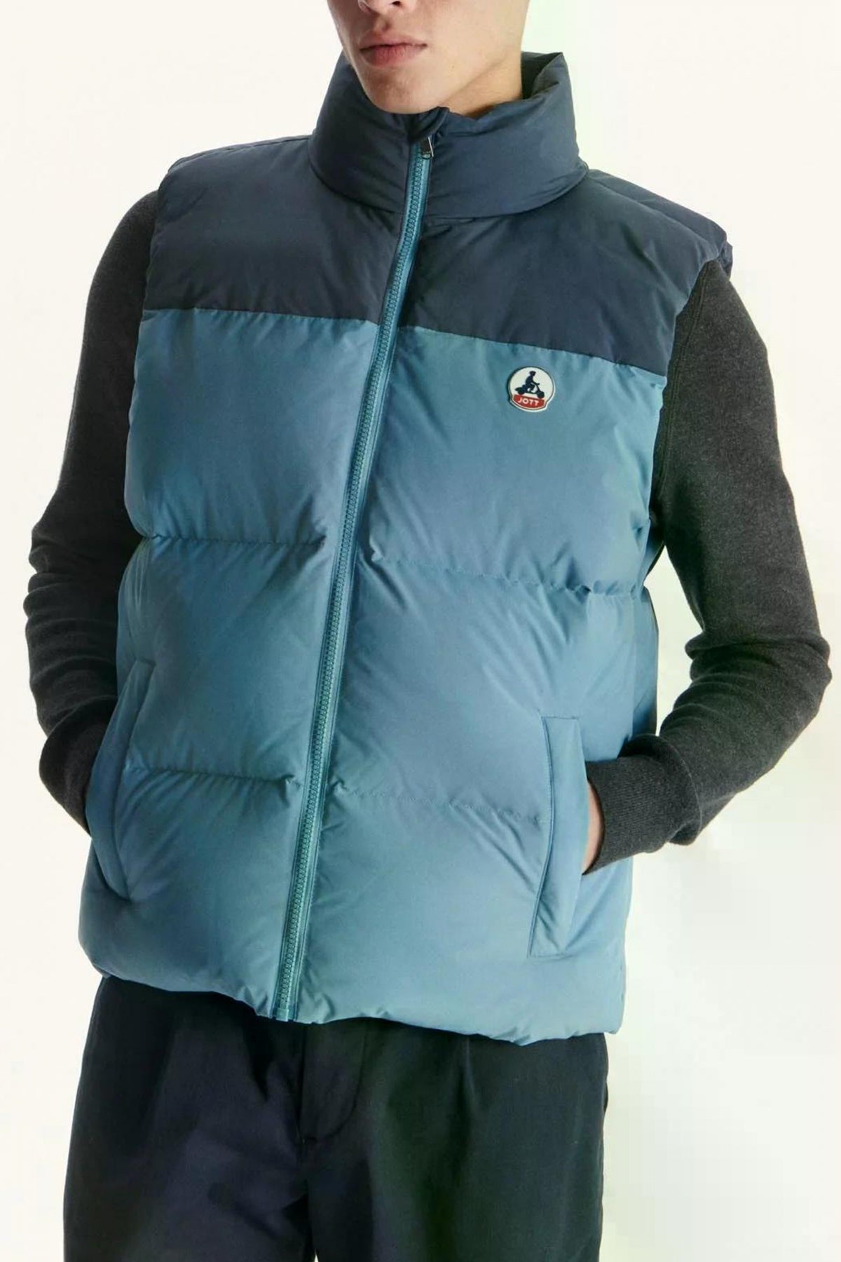 JOTT SAKAI en color AZUL  (1)