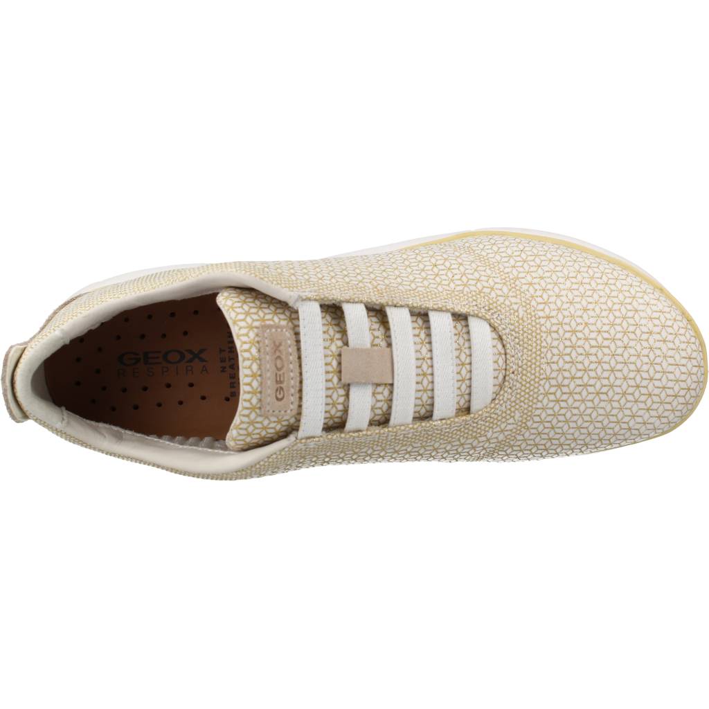 GEOX D NEBULA E en color ORO  (7)