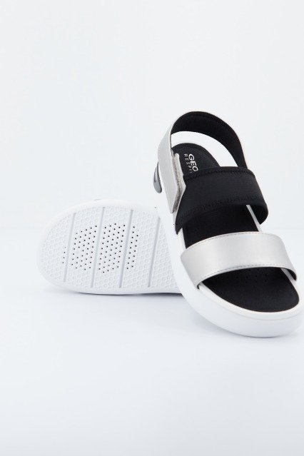 GEOX D OTTAYA en color PLATA  (3)