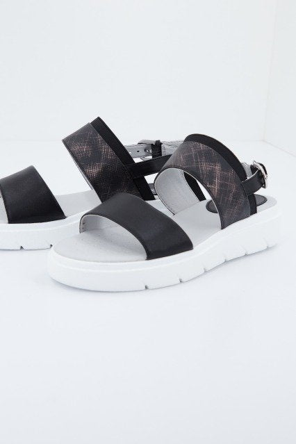 GEOX D TAMAS en color NEGRO  (1)