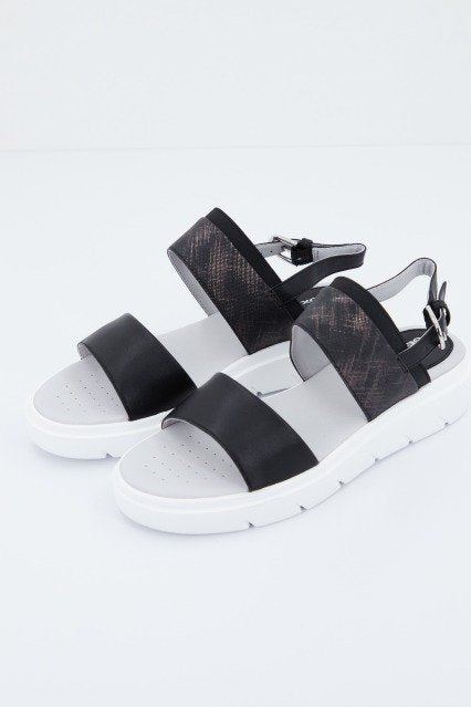 GEOX D TAMAS en color NEGRO  (1)