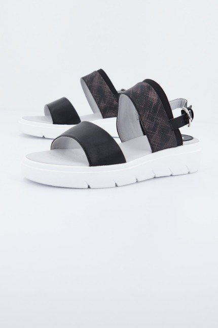 GEOX D TAMAS en color NEGRO  (2)