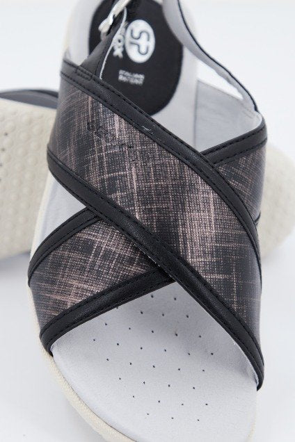 GEOX D SANDAL VEGA en color NEGRO  (4)
