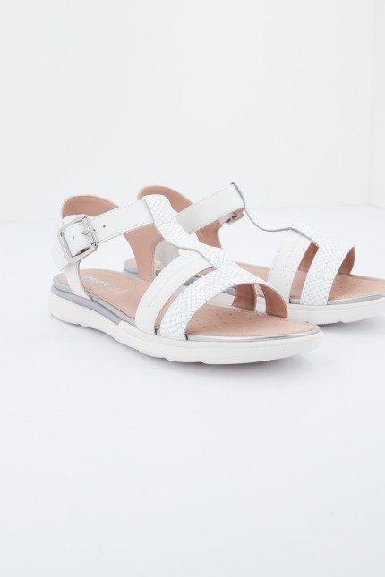 GEOX D SANDAL HIVER B en color BLANCO  (1)