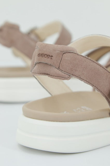 GEOX  D XAND S B en color MARRON  (4)