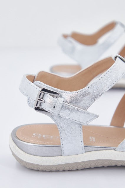 GEOX D SANDAL VEGA A en color PLATA  (4)
