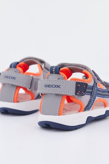 GEOX B SANDAL MULTY BOY A en color GRIS  (3)
