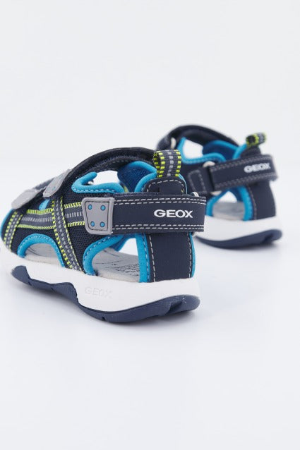 GEOX B SANDAL MULTY BOY A en color AZUL  (3)