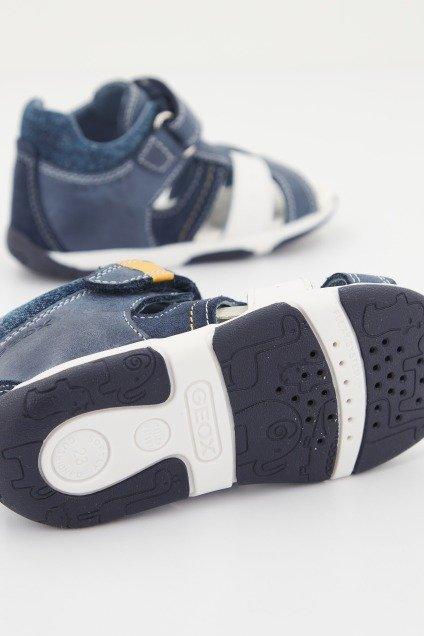 GEOX B SANDAL TAPUZ BOY A en color AZUL  (4)