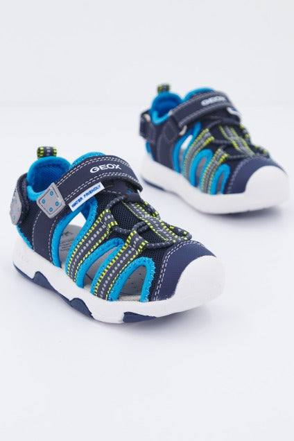 GEOX B SANDAL MULTY BOY B en color AZUL  (2)