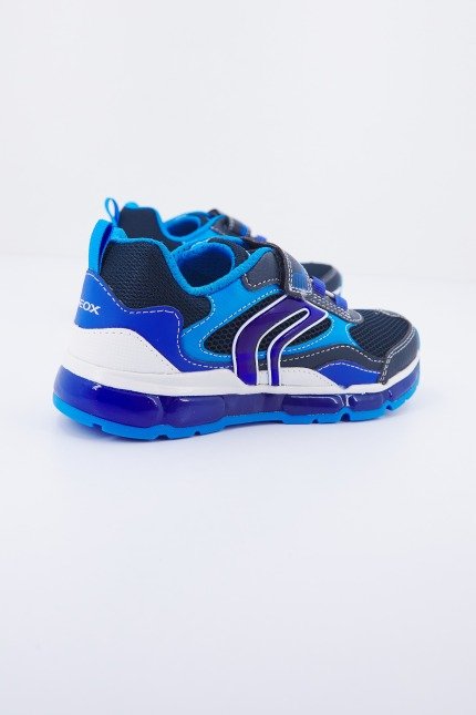 GEOX J ANDROID BOY en color AZUL  (3)